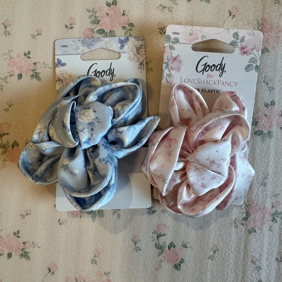 LOVESHACKFANCY X WET BRUSH Pink and Blue Elastic Ponytail Flowers Set NWT